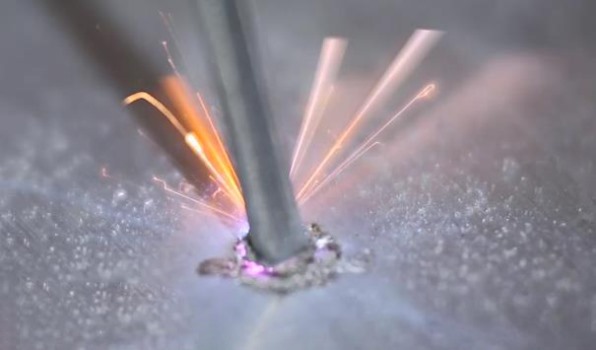 HS-BDS05高頻精密電火花堆焊修復(fù)機(jī)修復(fù)鋁制品操作演示