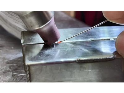 冷焊機(jī)能焊不銹鋼嗎